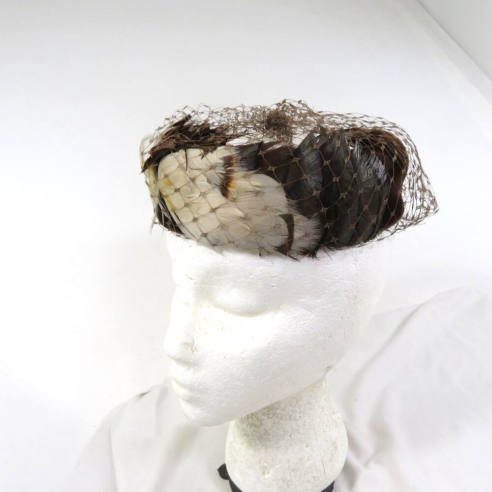 Pill Box Style Hat with Mesh Facial Veil 1960s Feathers 19" Circum 2.5" H